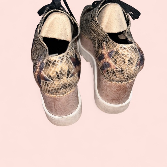 Stella McCartney Brown and Black Loafers Vegan Leather Snake Print - Picture 4 of 8